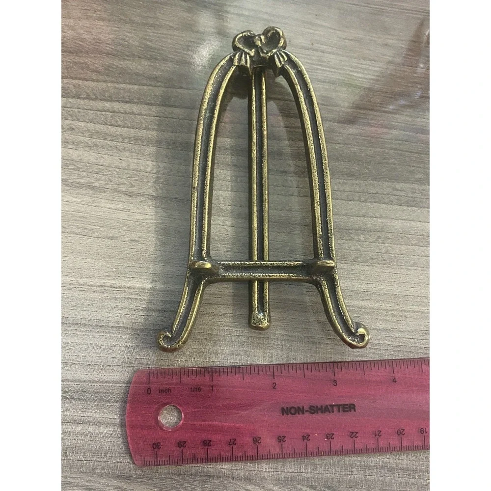 Vtg Ornate Brass‎ Victorian Table Top Display Easel Art plate or Photo Stand